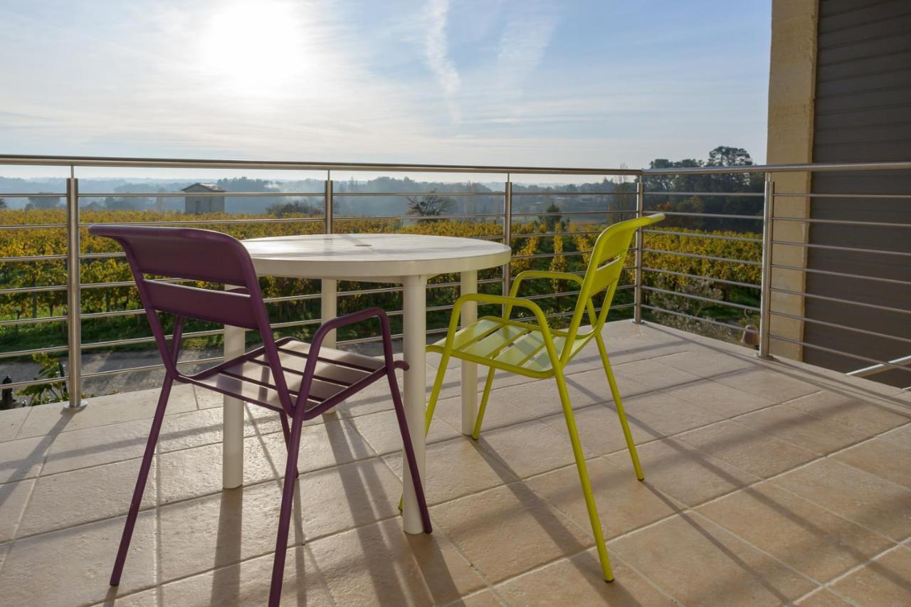 Les Raisins Du Bonheur Bed & Breakfast Puisseguin Dış mekan fotoğraf